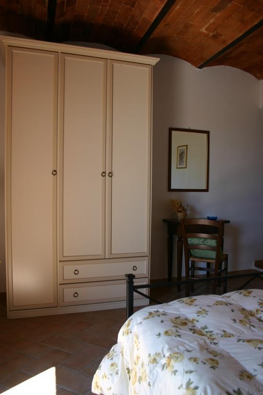 Vila Il Poggiolo Montieri Pokoj fotografie