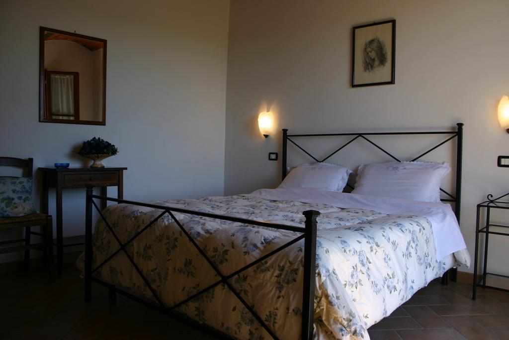 Vila Il Poggiolo Montieri Pokoj fotografie